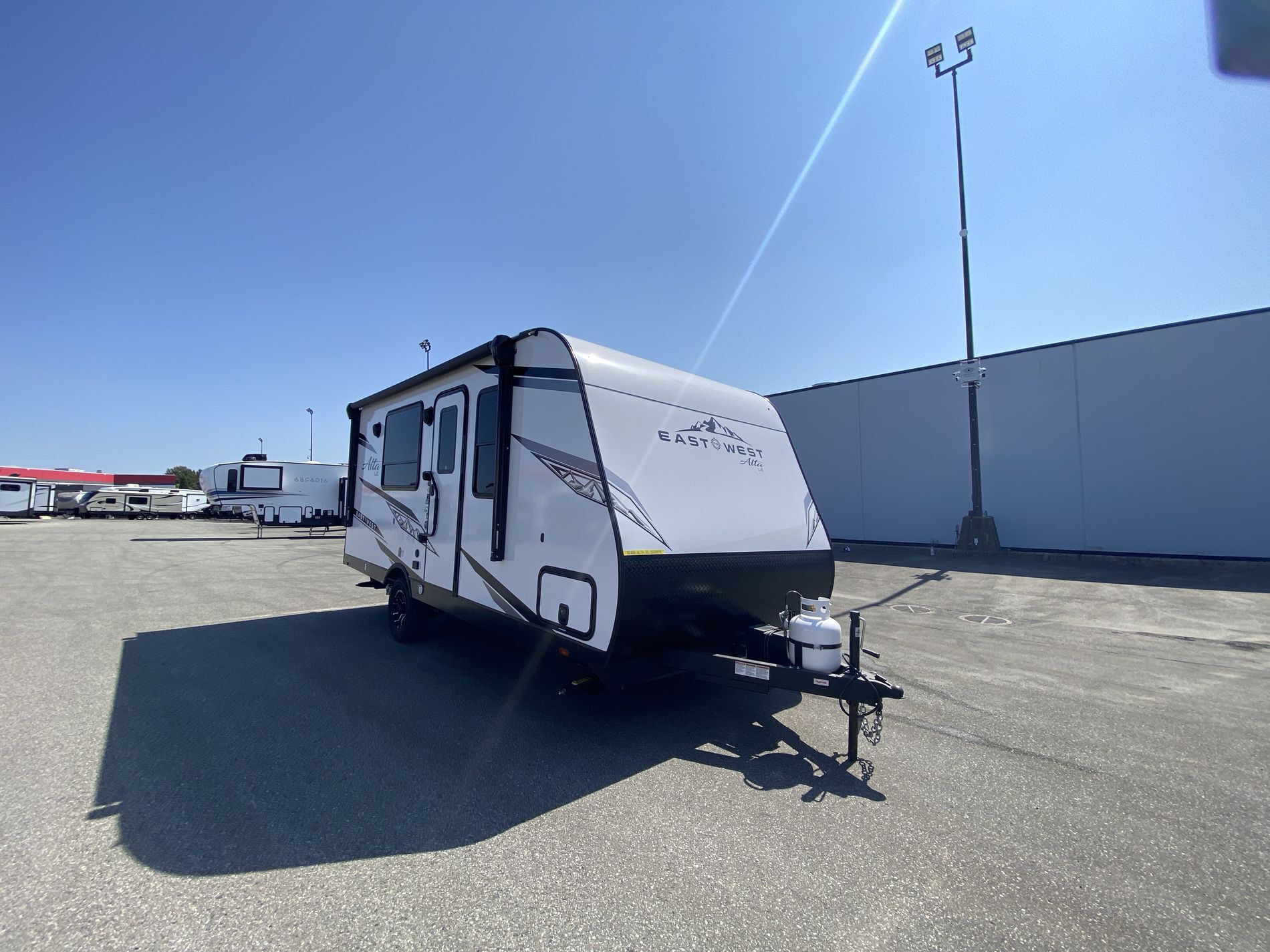 2025 EAST TO WEST RV ALTA 1600MRBLE